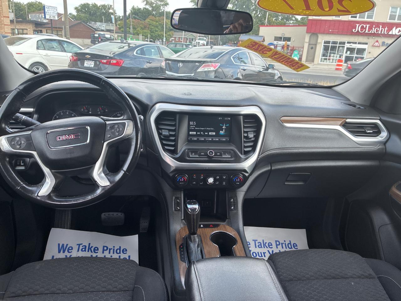 GMC Acadia SLE-2 FWD 2017