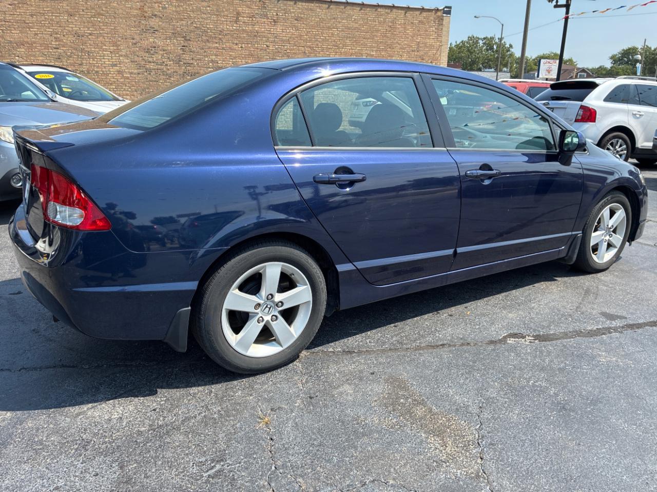 Honda Civic LX-S Sedan 5-Speed AT 2009
