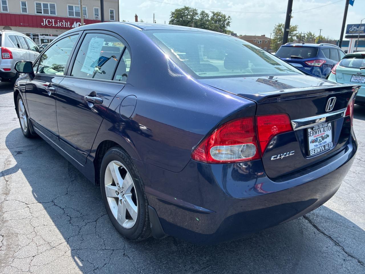 Honda Civic LX-S Sedan 5-Speed AT 2009