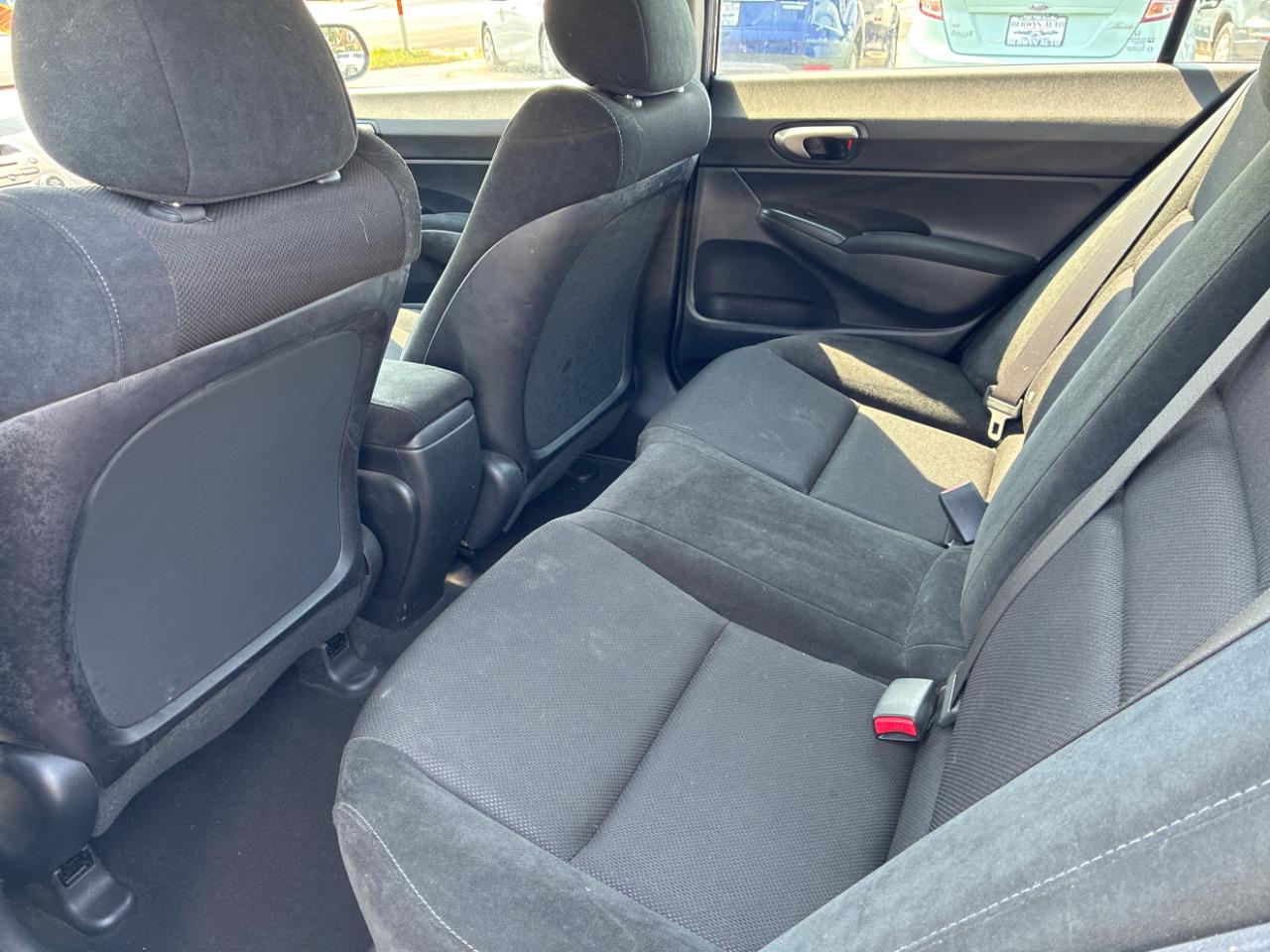 Honda Civic LX-S Sedan 5-Speed AT 2009