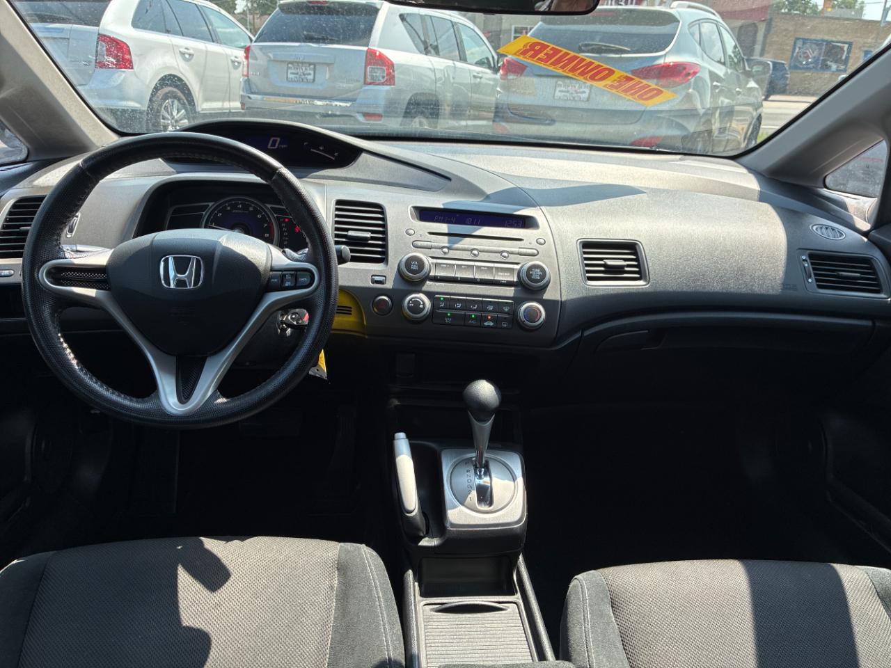 Honda Civic LX-S Sedan 5-Speed AT 2009