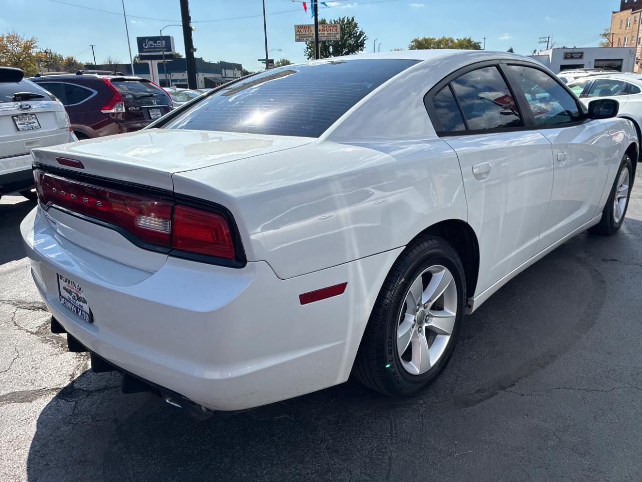 Dodge Charger SE 2014