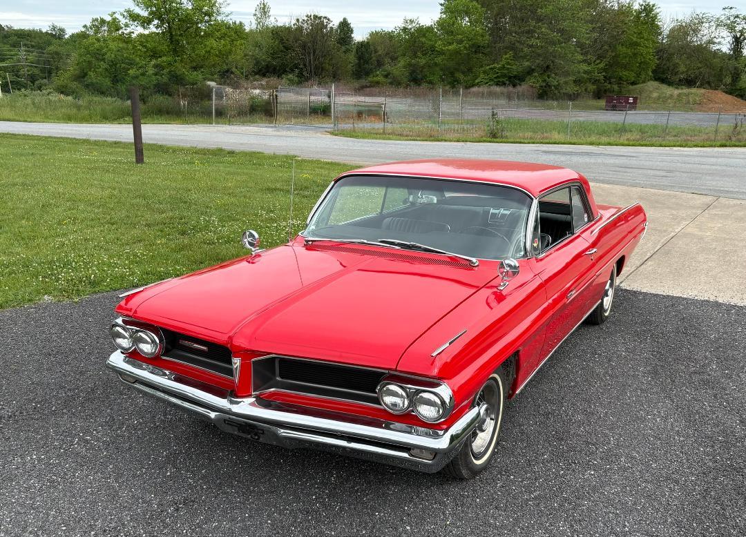 Pontiac Grand Prix 2dr Coupe 1962