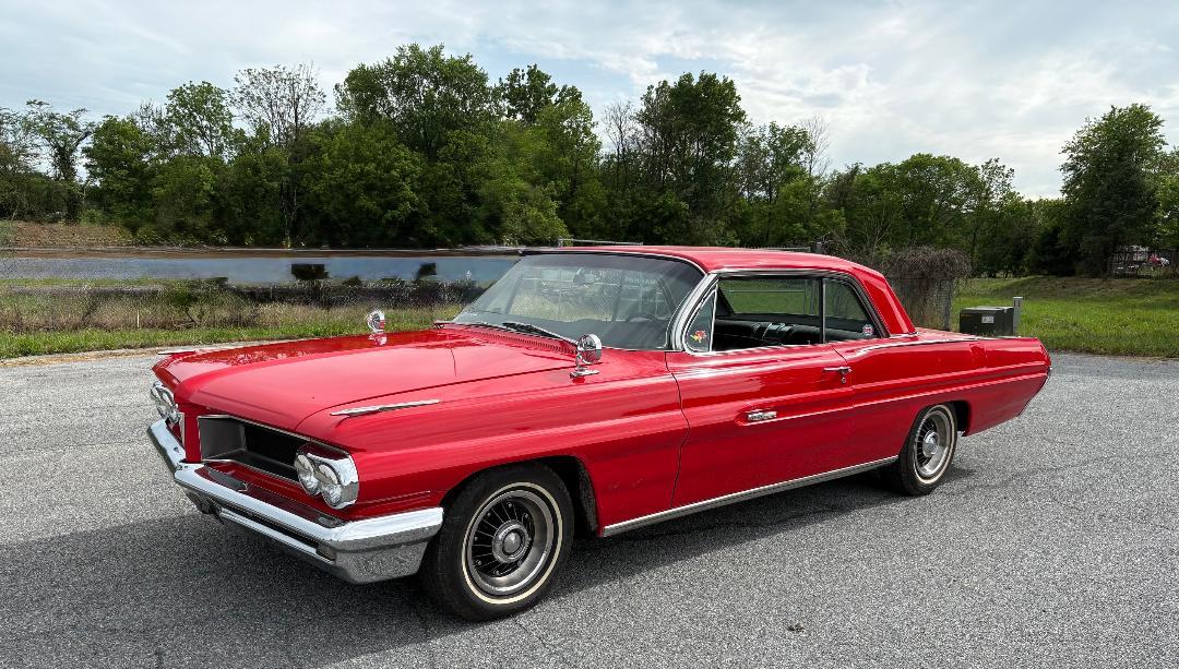 Pontiac Grand Prix 2dr Coupe 1962