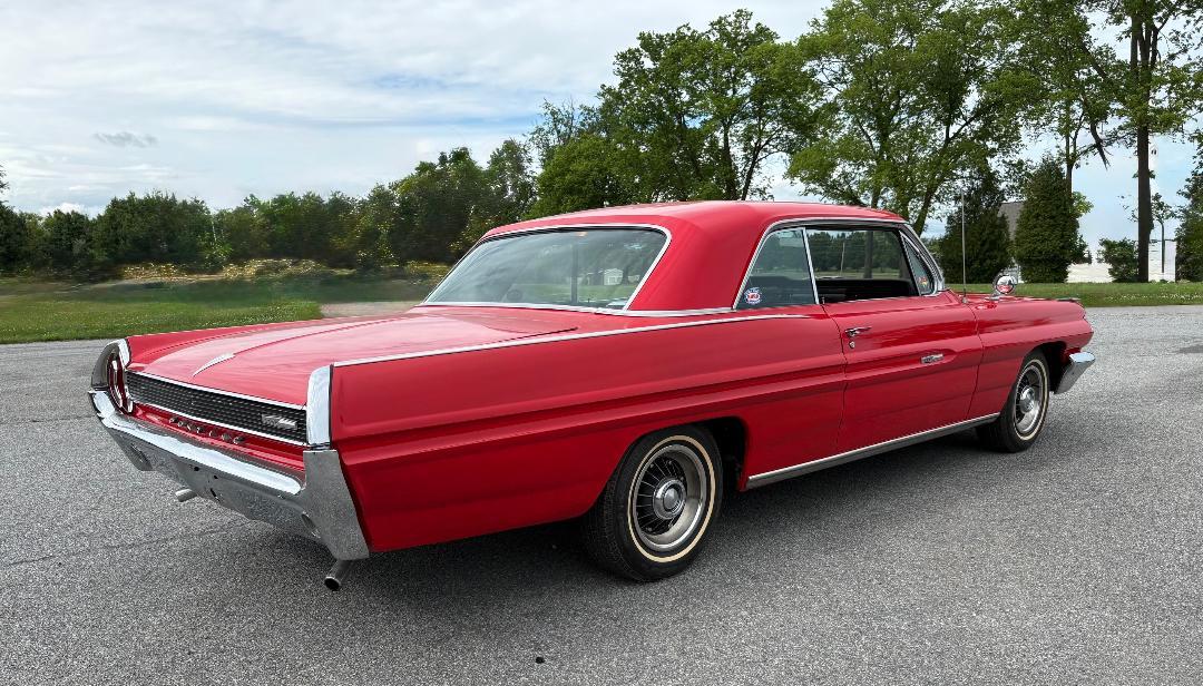Pontiac Grand Prix 2dr Coupe 1962