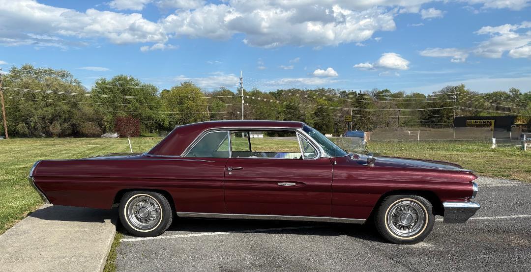 Pontiac Grand Prix 2dr Coupe 1962