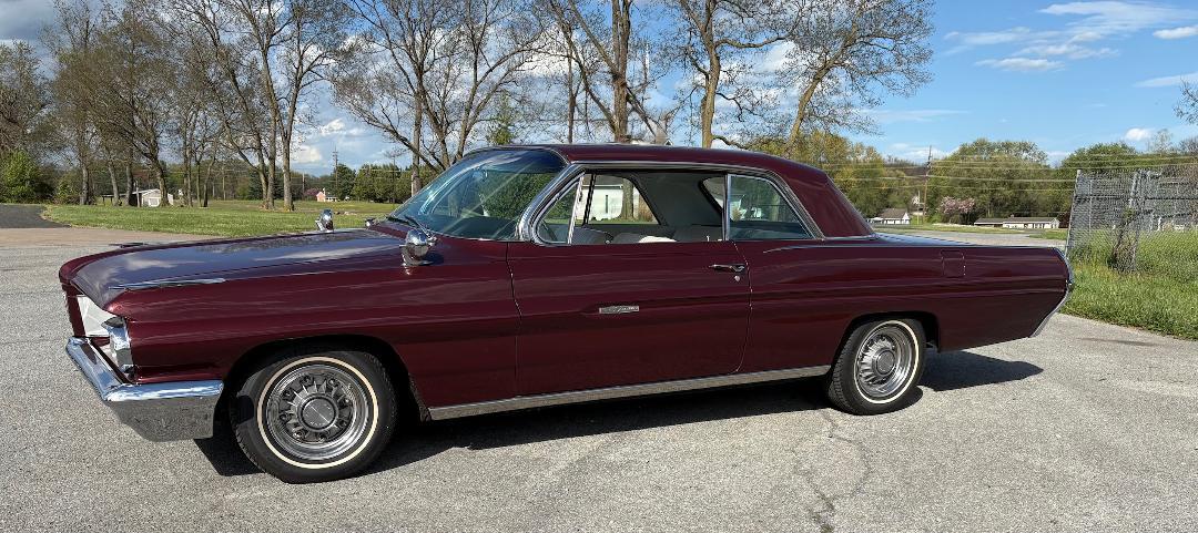Pontiac Grand Prix 2dr Coupe 1962