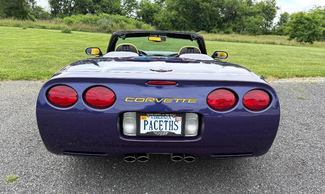 Chevrolet Corvette 1LT 2D Convertible 1998