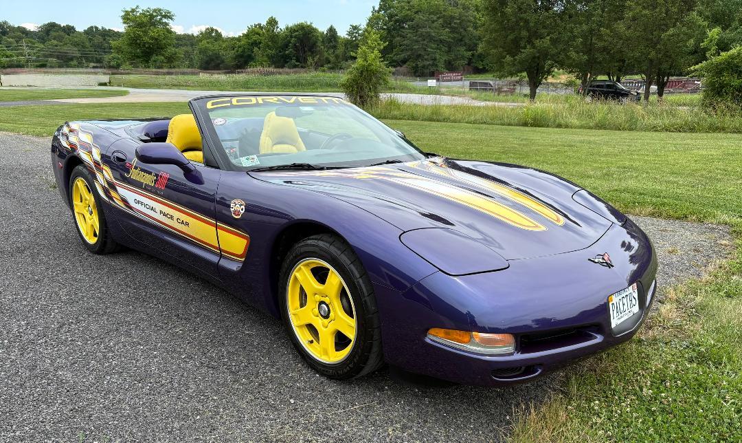 Chevrolet Corvette 1LT 2D Convertible 1998