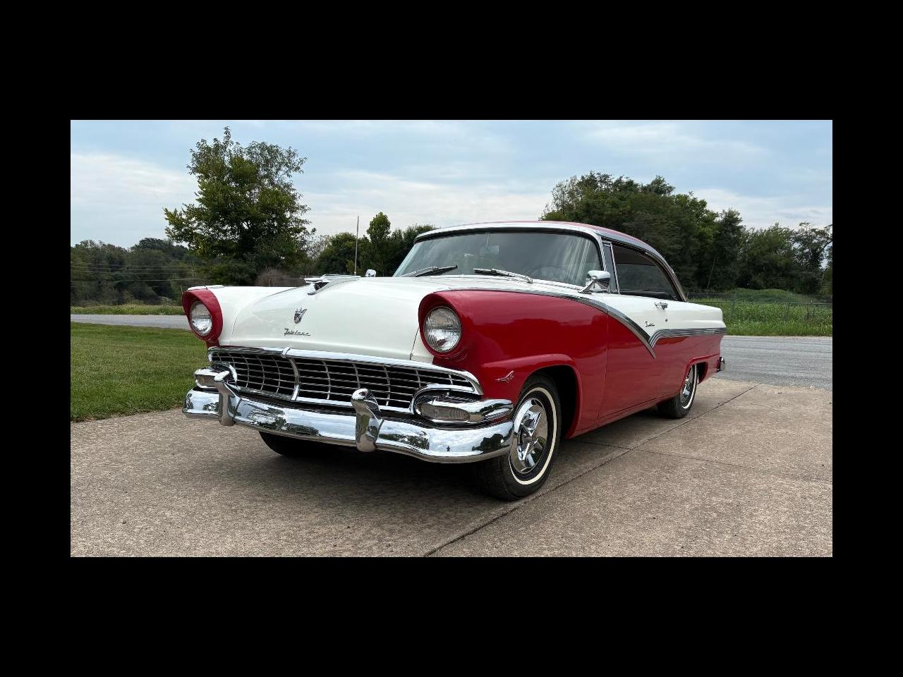 1956 Ford Fairlane Victoria