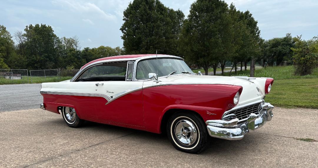 Ford Fairlane  1956