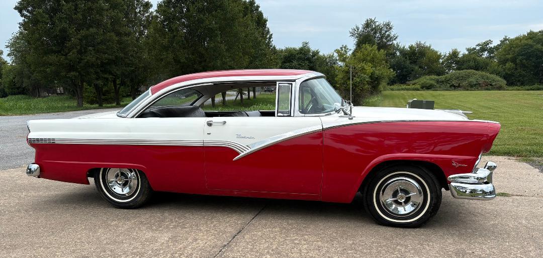 Ford Fairlane  1956