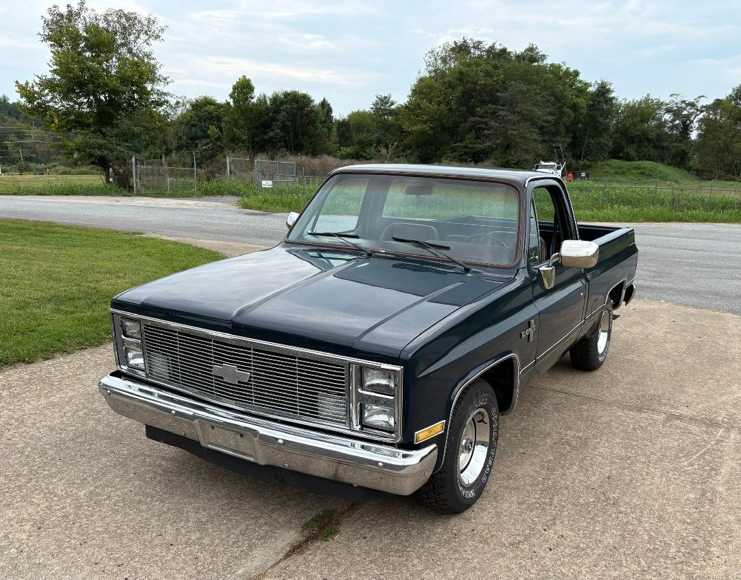 1984 Chevrolet C10 - Photo 8