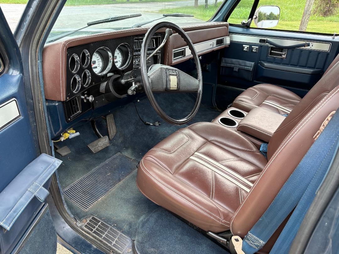 1984 Chevrolet C10 - Photo 11