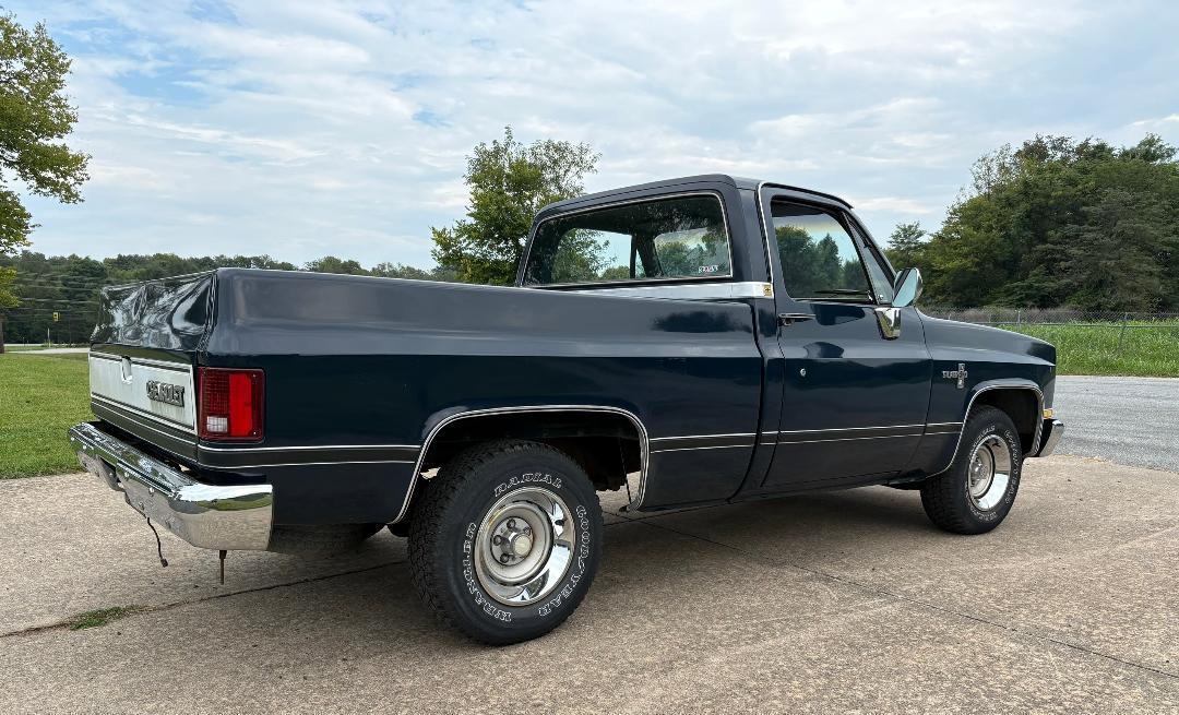 1984 Chevrolet C10 - Photo 19