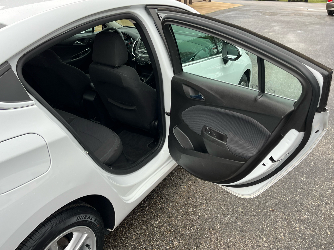 Chevrolet Cruze LT Auto 2017 Chevrolet Cruze LT Auto 2017