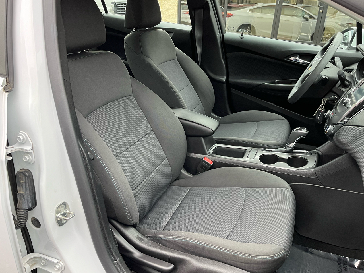 Chevrolet Cruze LT Auto 2017 Chevrolet Cruze LT Auto 2017