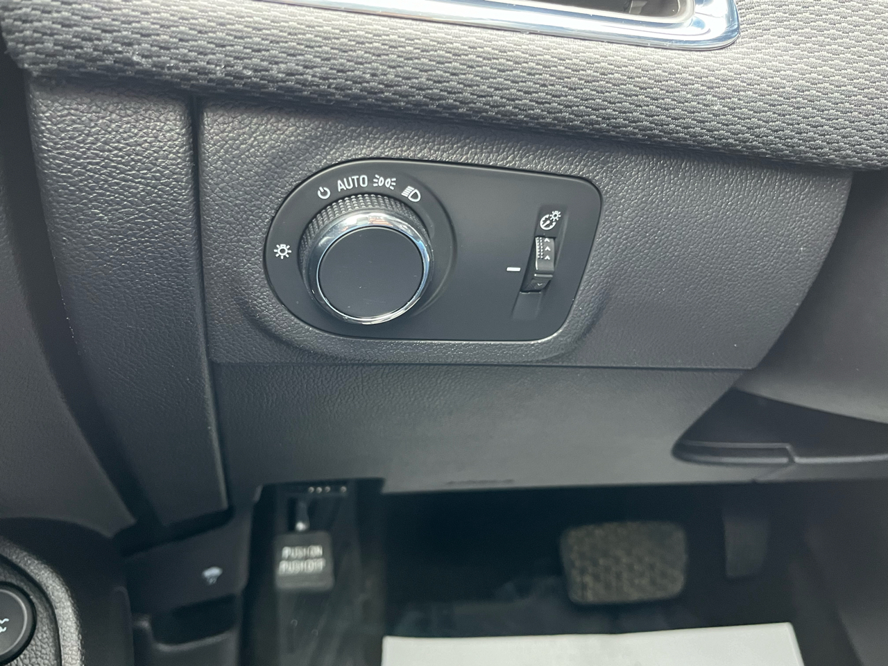 Chevrolet Cruze LT Auto 2017 Chevrolet Cruze LT Auto 2017