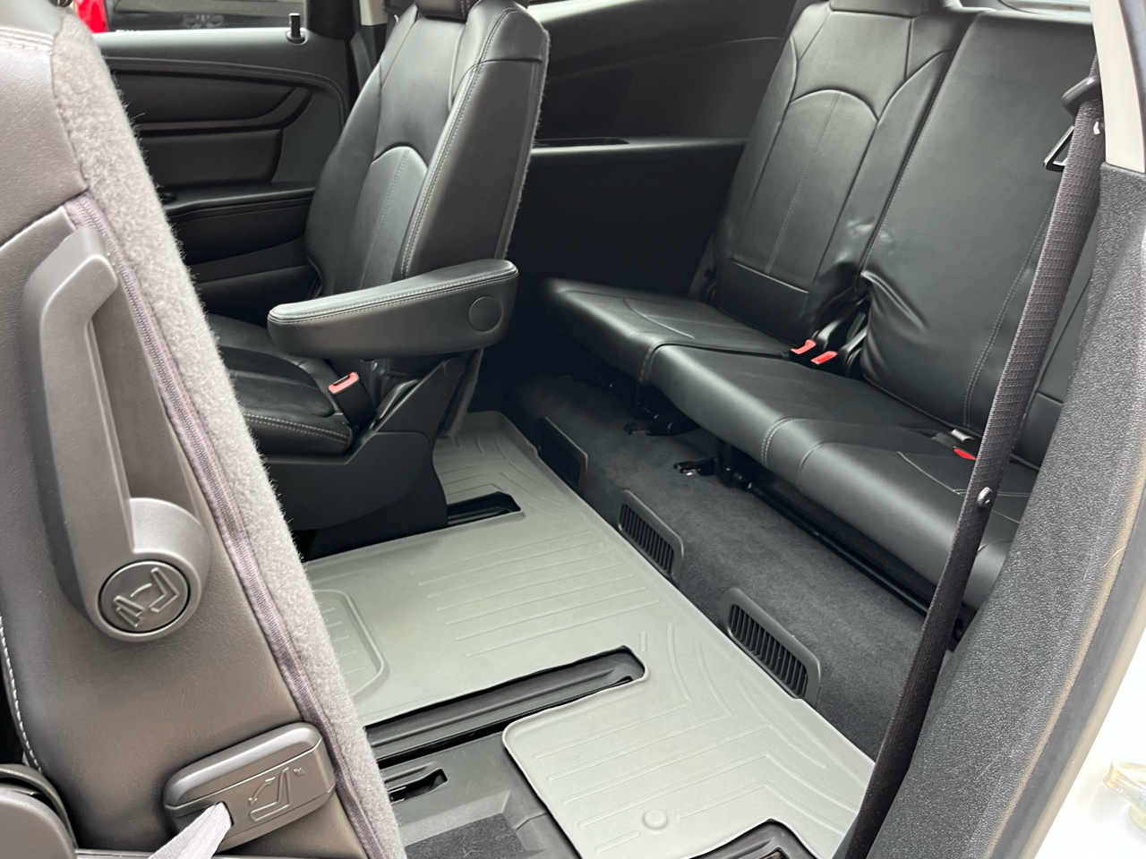 Chevrolet Traverse AWD 4dr LT w/2LT 2017