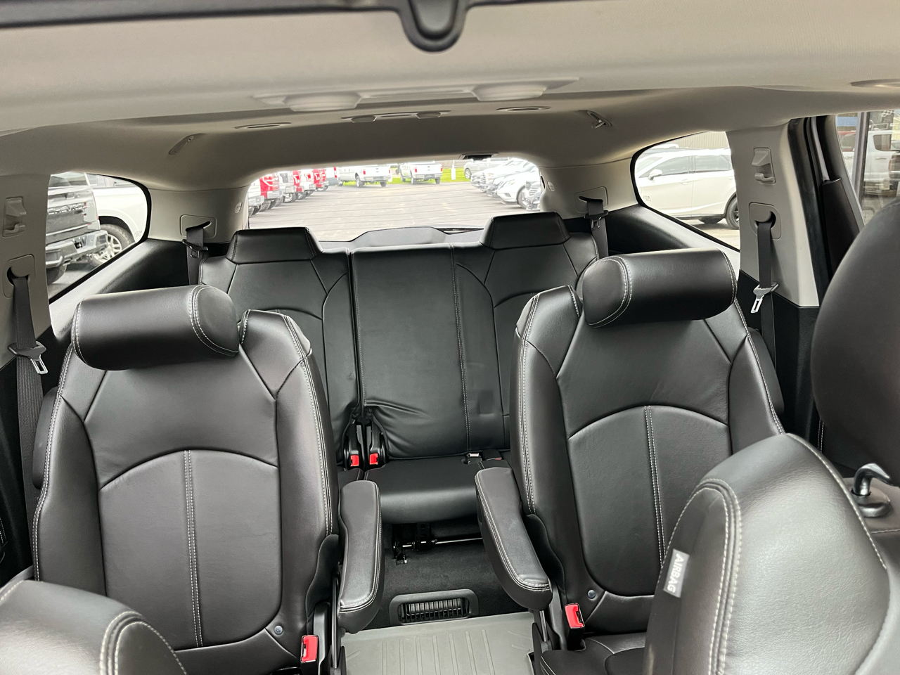 Chevrolet Traverse AWD 4dr LT w/2LT 2017