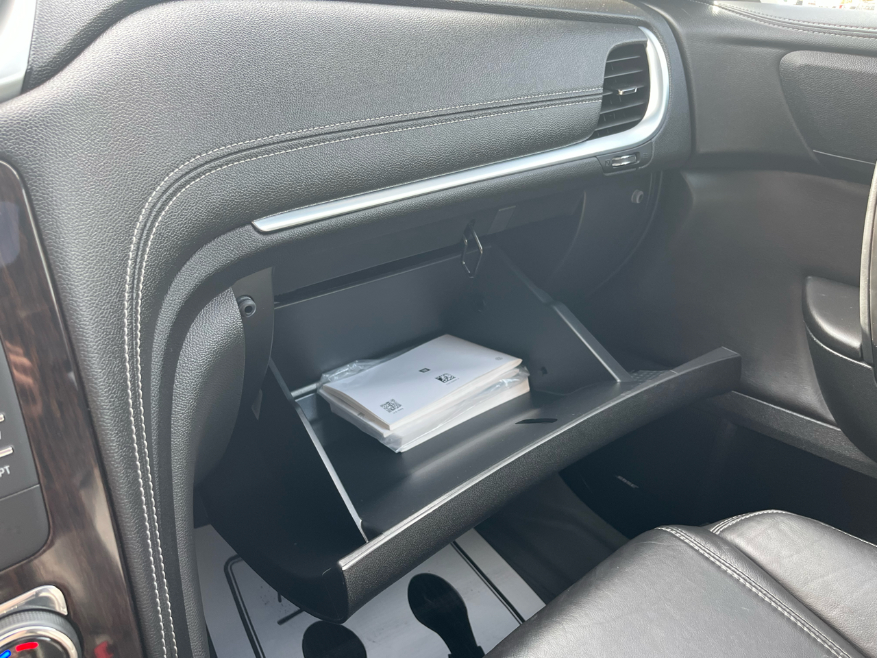 Chevrolet Traverse AWD 4dr LT w/2LT 2017