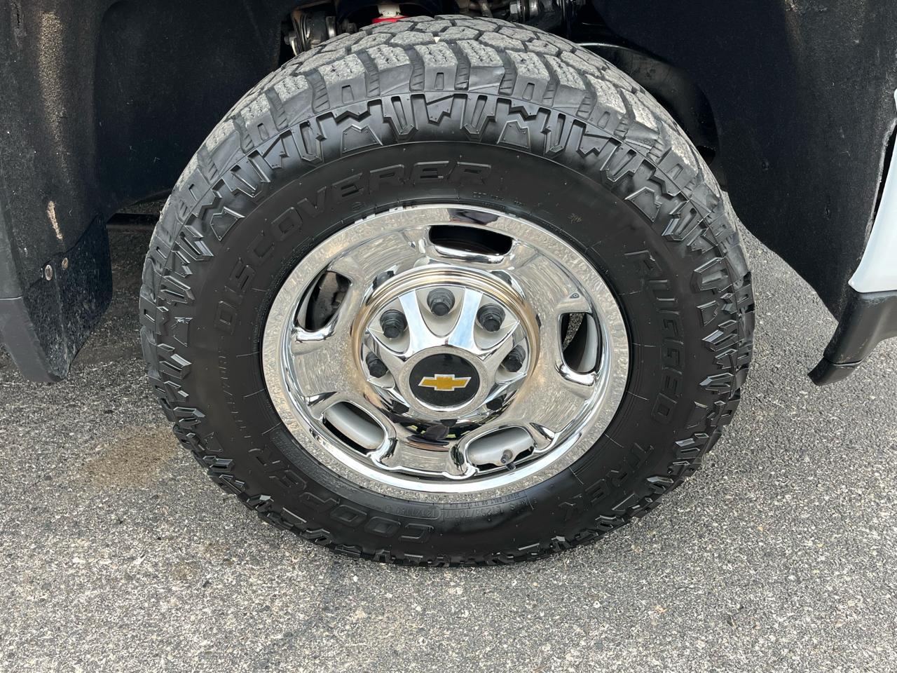 Chevrolet Silverado 2500HD 4WD Double Cab 149" Work Truck 2022