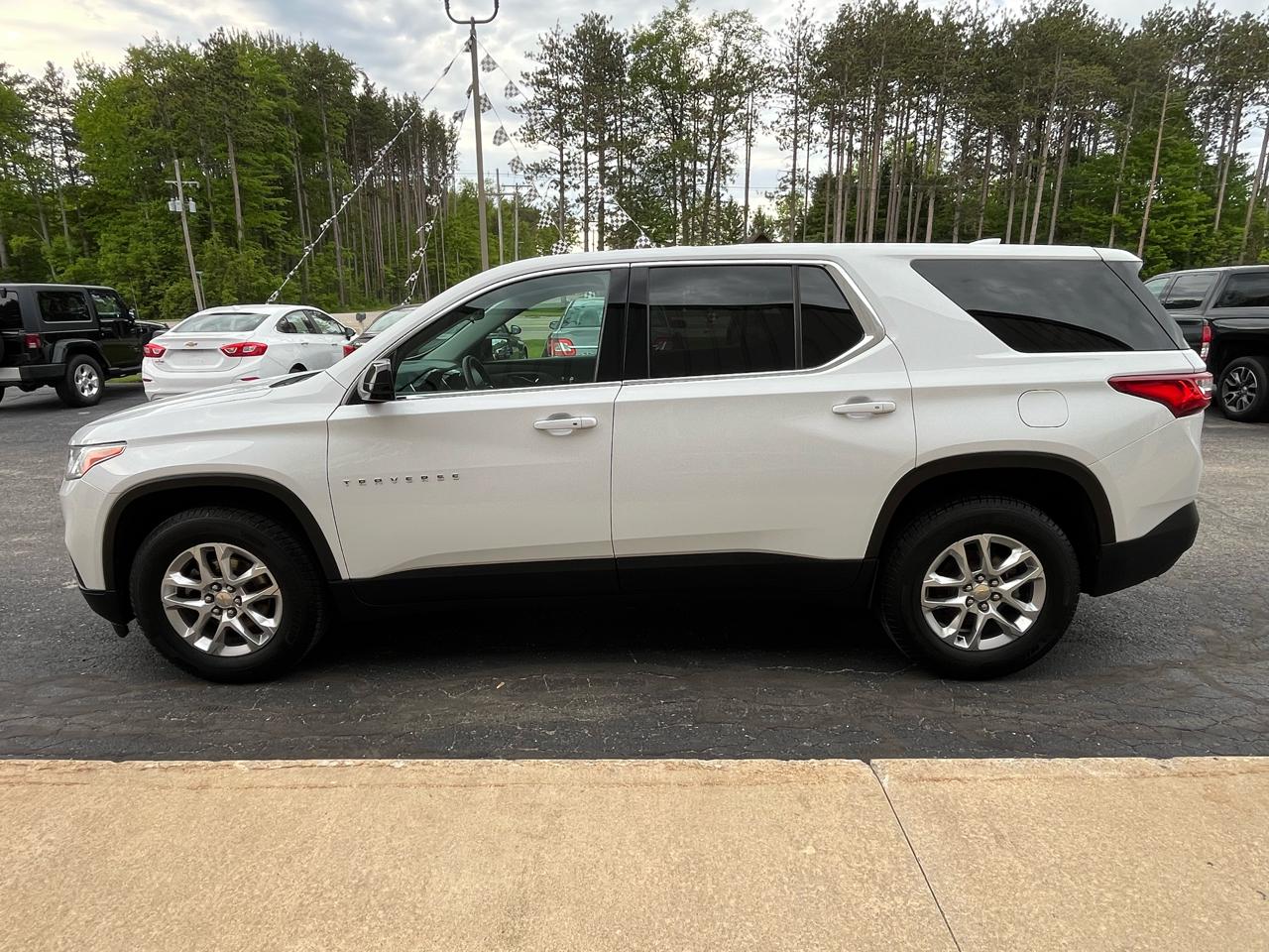 Chevrolet Traverse FWD 4dr LS w/1LS 2020