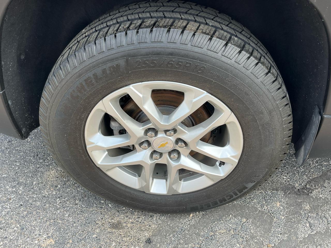 Chevrolet Traverse FWD 4dr LS w/1LS 2020
