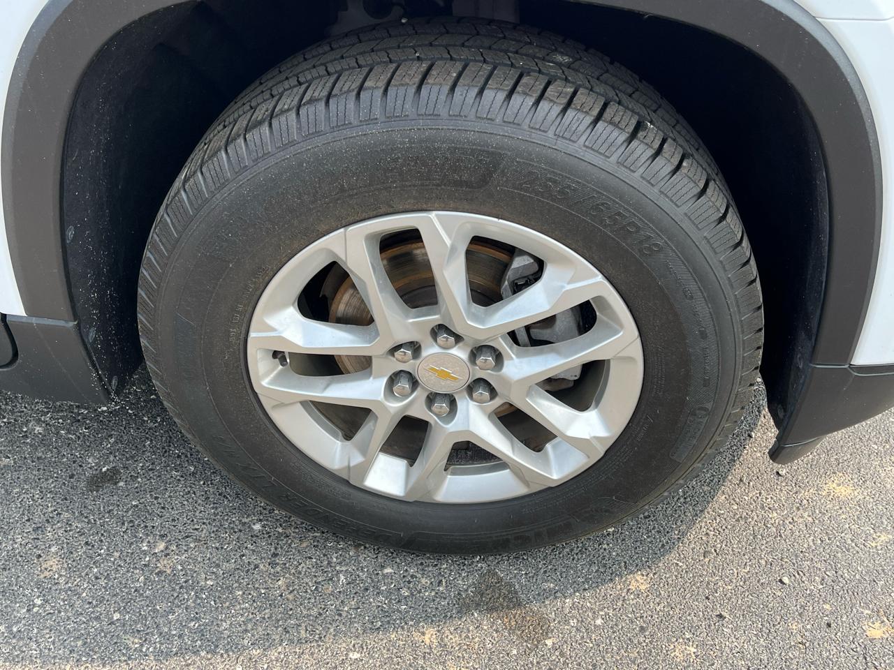 Chevrolet Traverse FWD 4dr LS w/1LS 2020