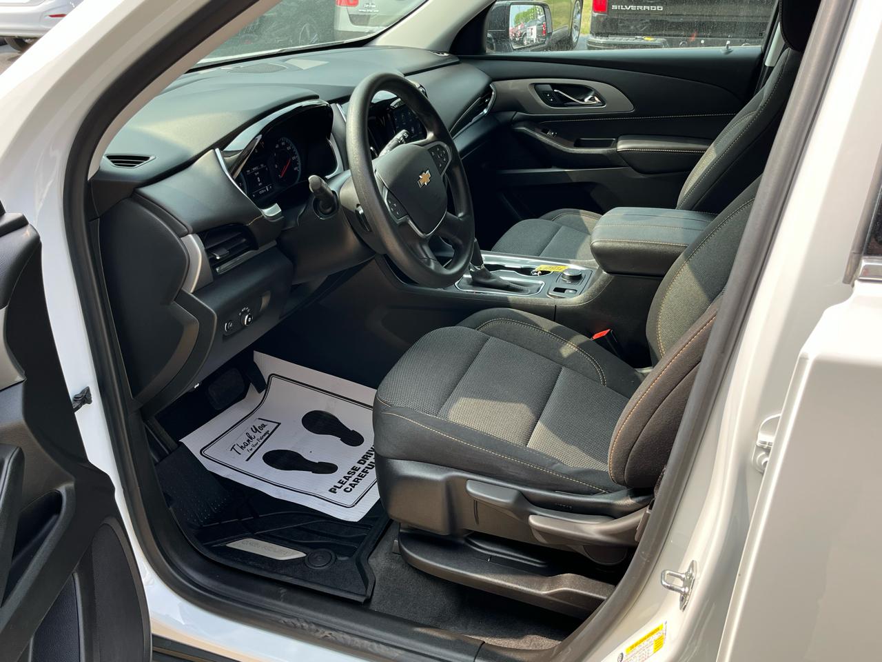 Chevrolet Traverse FWD 4dr LS w/1LS 2020