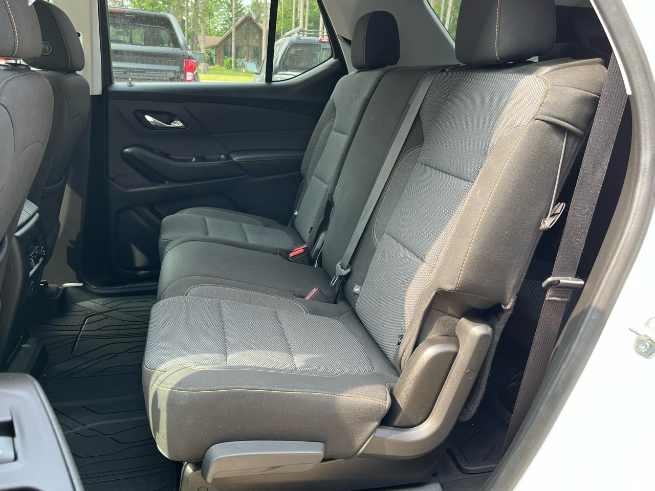 Chevrolet Traverse FWD 4dr LS w/1LS 2020