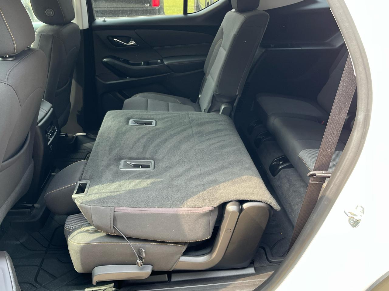 Chevrolet Traverse FWD 4dr LS w/1LS 2020