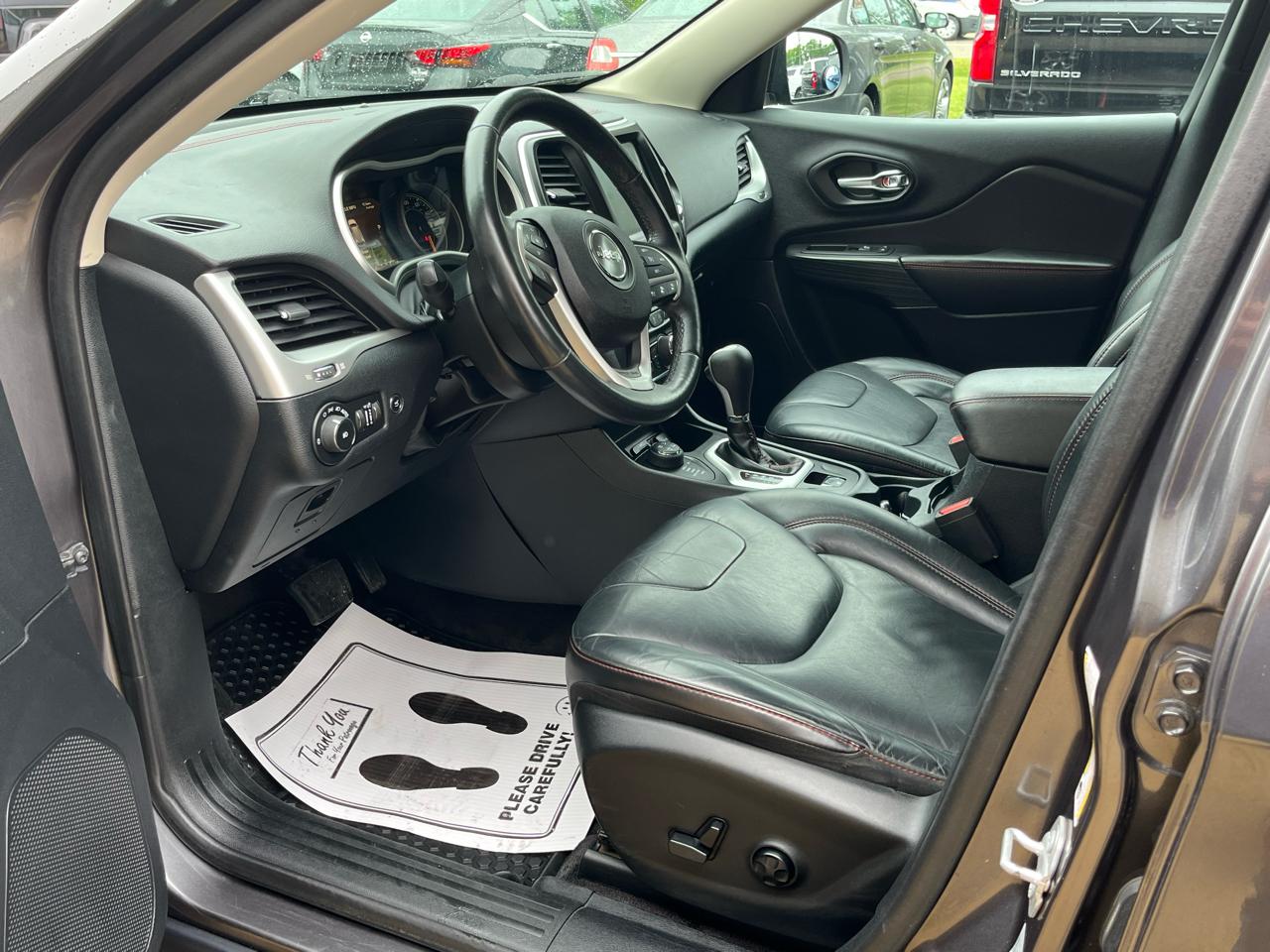 Jeep Cherokee 4WD 4dr Trailhawk 2016