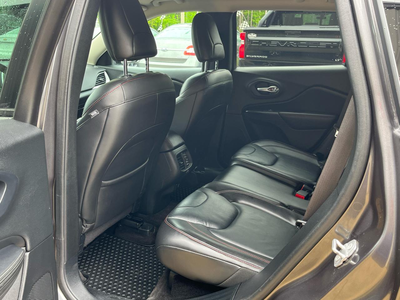 Jeep Cherokee 4WD 4dr Trailhawk 2016