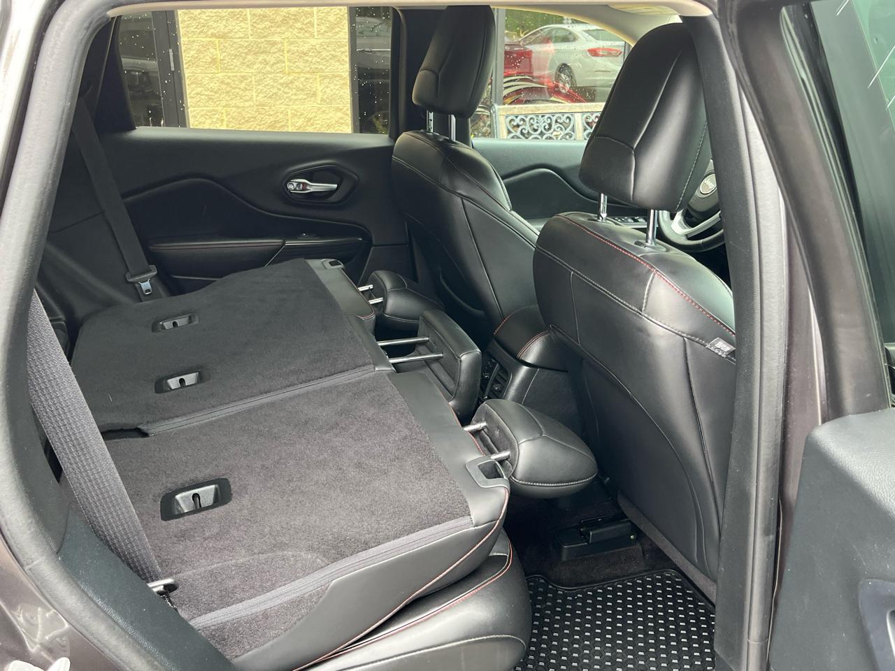 Jeep Cherokee 4WD 4dr Trailhawk 2016