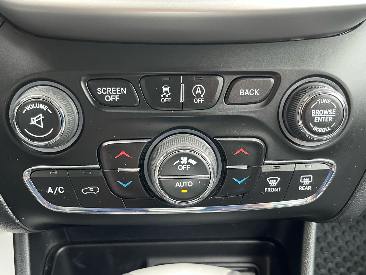 Jeep Cherokee 4WD 4dr Trailhawk 2016