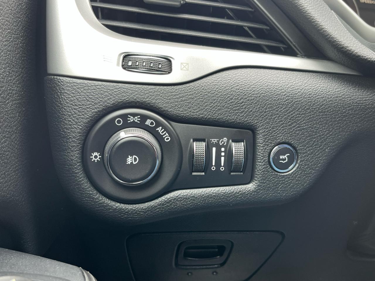 Jeep Cherokee 4WD 4dr Trailhawk 2016