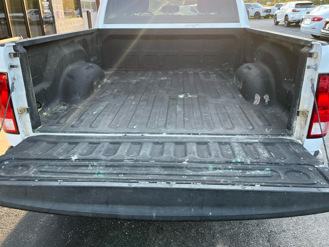 RAM 2500 Tradesman 4x4 Crew Cab 6'4" Box 2018