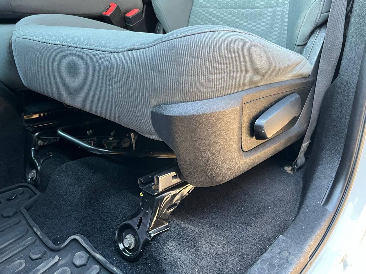 RAM 2500 Tradesman 4x4 Crew Cab 6'4" Box 2018