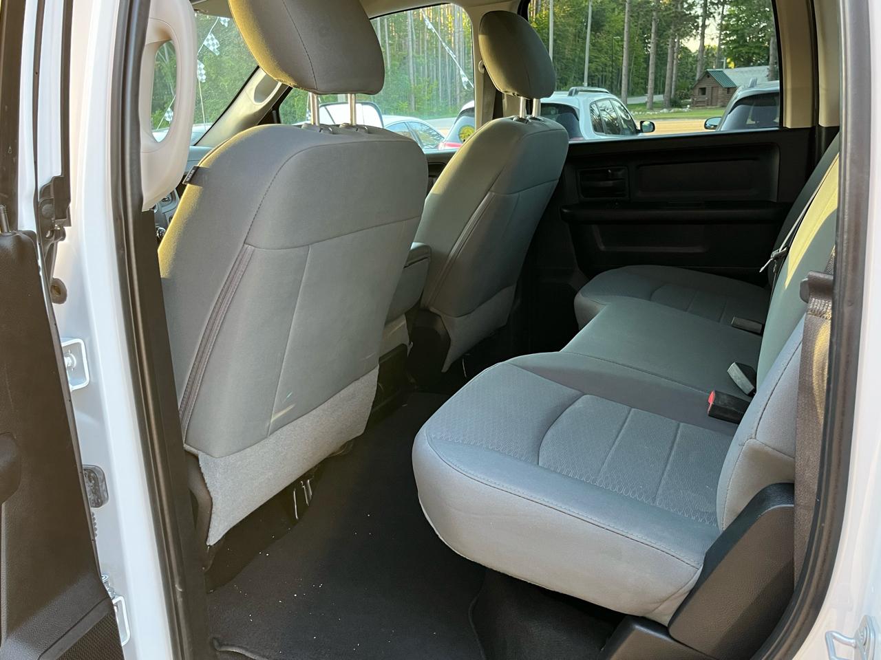 RAM 2500 Tradesman 4x4 Crew Cab 6'4" Box 2018