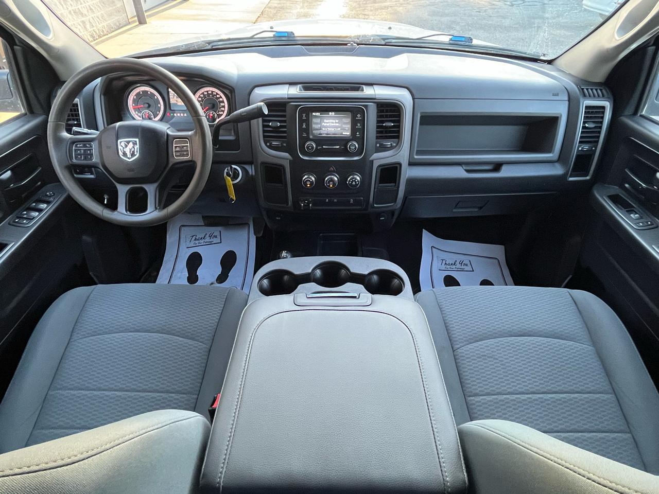 RAM 2500 Tradesman 4x4 Crew Cab 6'4" Box 2018