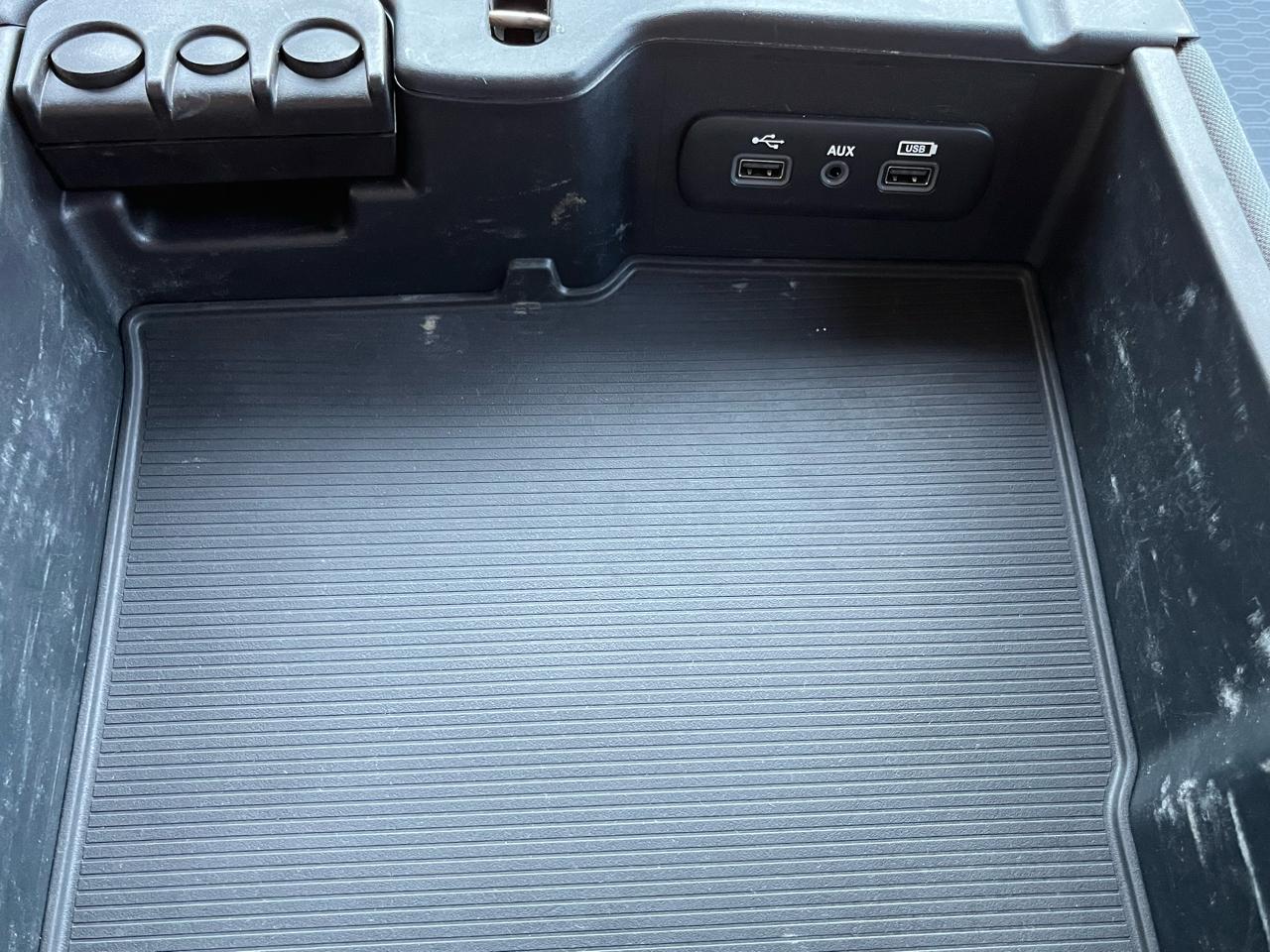 RAM 2500 Tradesman 4x4 Crew Cab 6'4" Box 2018