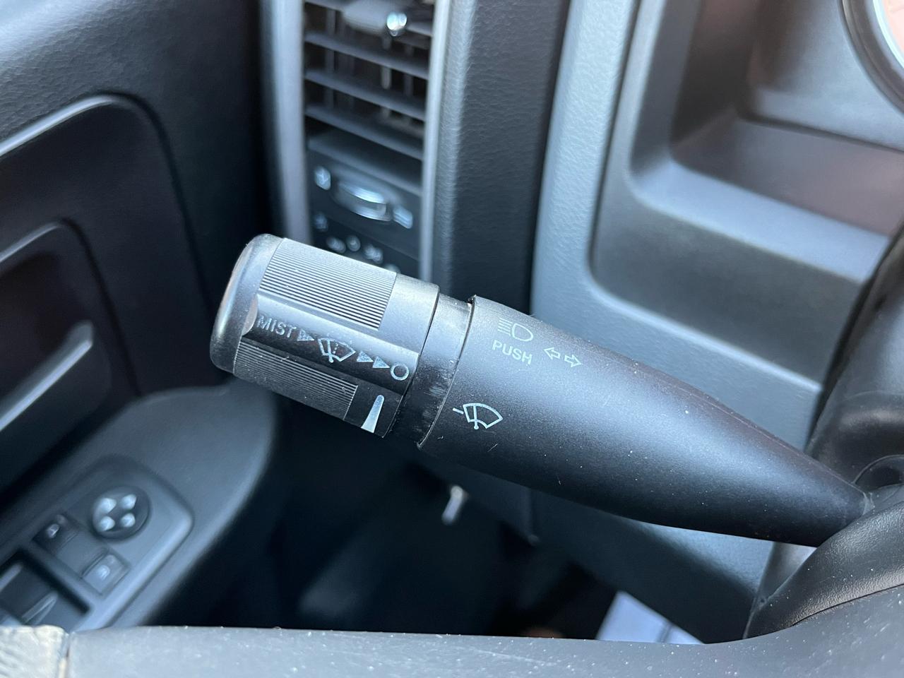 RAM 2500 Tradesman 4x4 Crew Cab 6'4" Box 2018