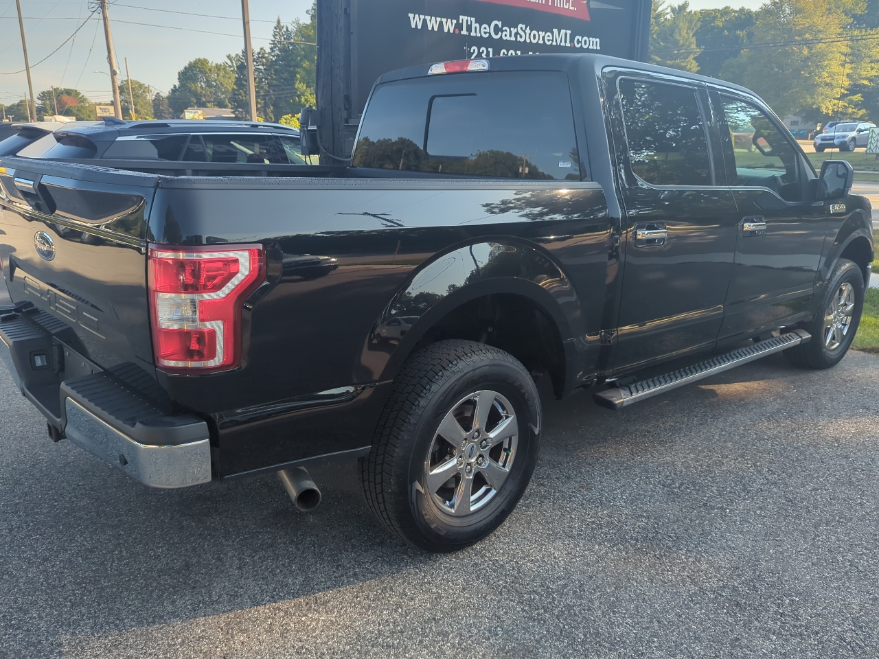 Ford F-150 XLT 4WD SuperCrew 5.5' Box 2019 Ford F-150 XLT 4WD SuperCrew 5.5' Box 2019
