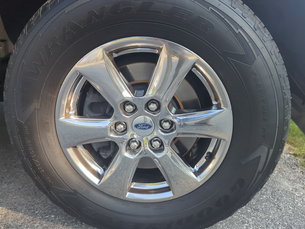 Ford F-150 XLT 4WD SuperCrew 5.5' Box 2019 Ford F-150 XLT 4WD SuperCrew 5.5' Box 2019