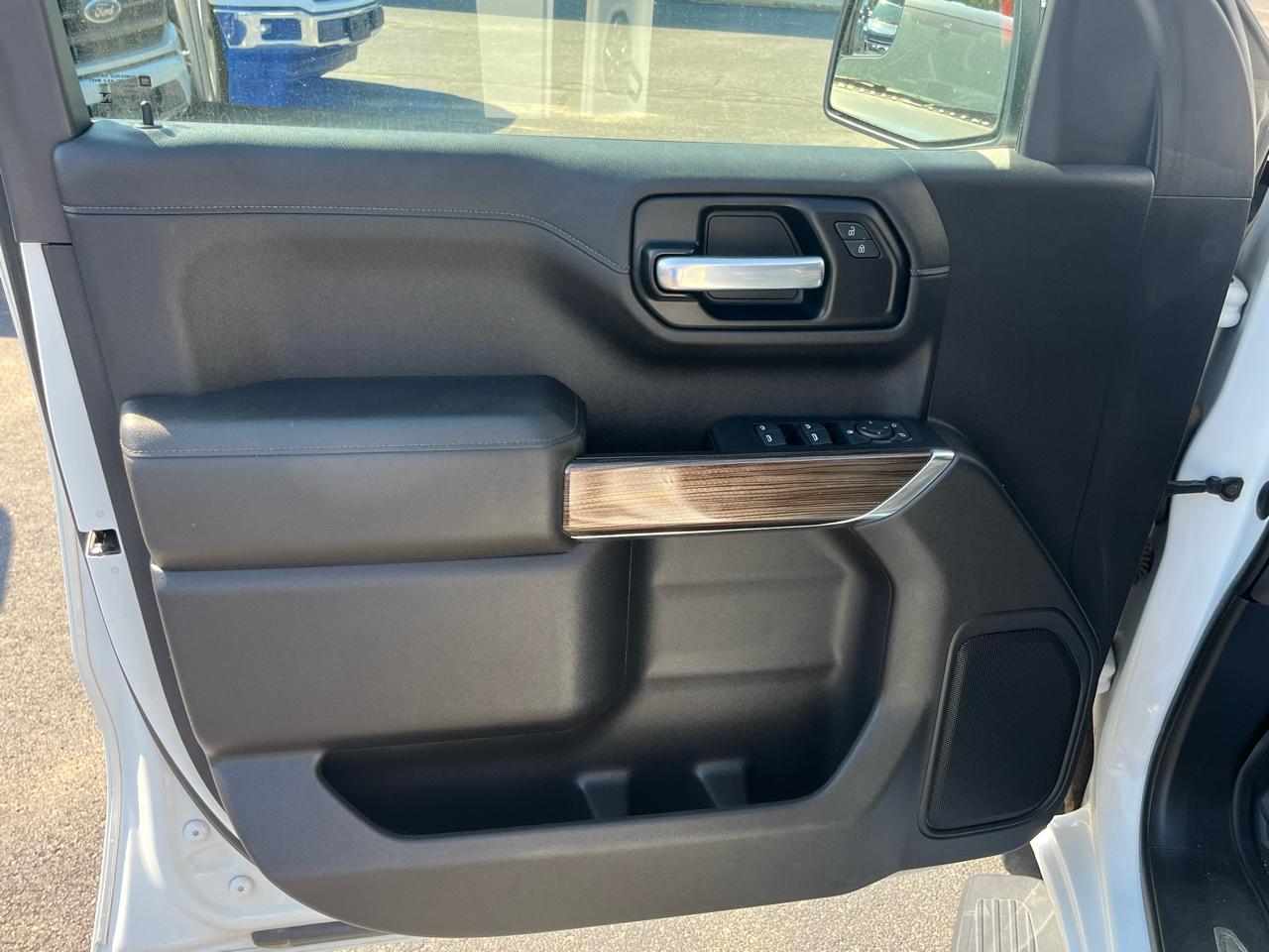 Chevrolet Silverado 1500 4WD Crew Cab 147" LT w/1LT 2021