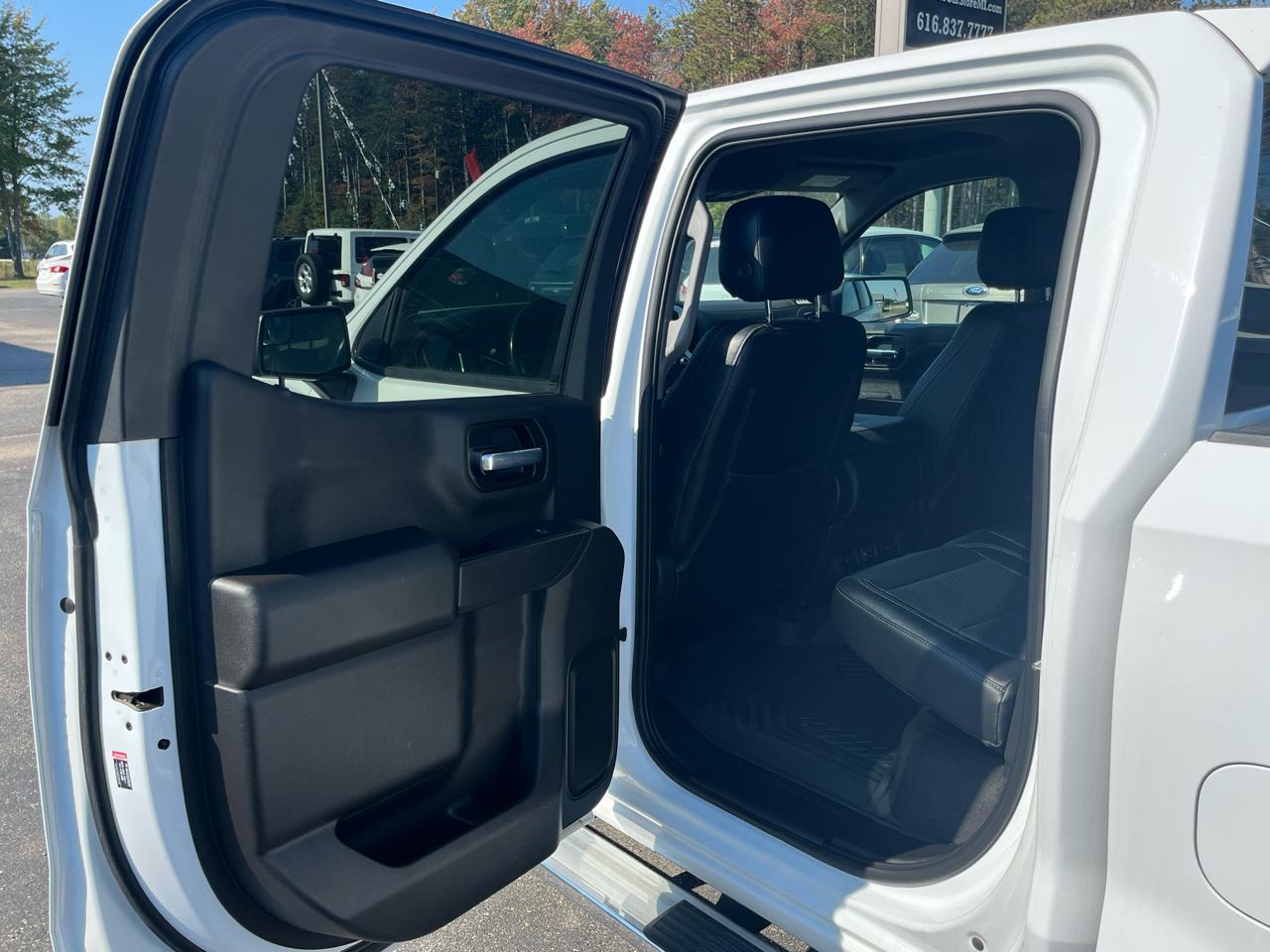 Chevrolet Silverado 1500 4WD Crew Cab 147" LT w/1LT 2021
