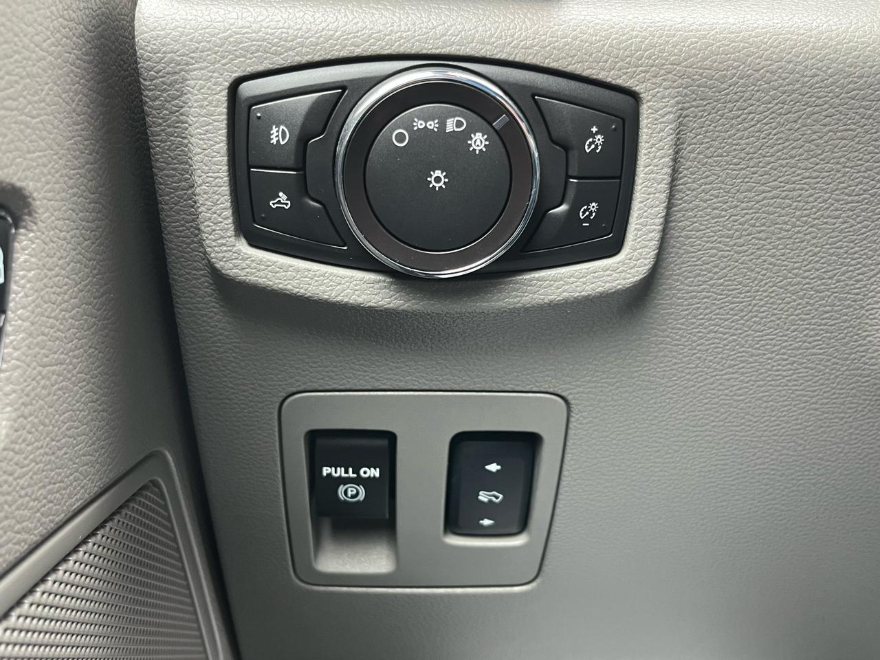 Ford F-150 XLT 4WD SuperCrew 5.5' Box 2018