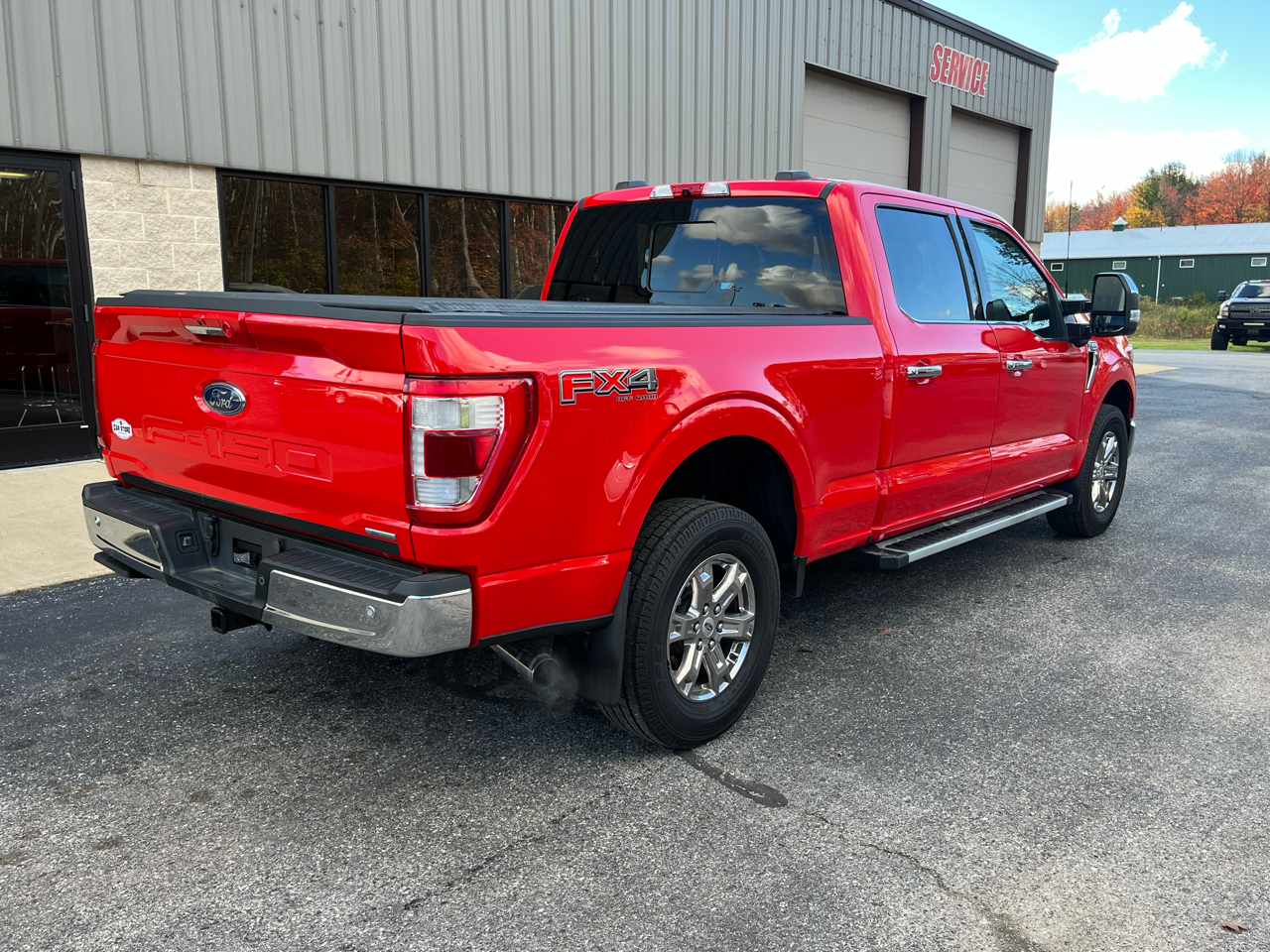 Ford F-150 Lariat SuperCab 6.5-ft. Bed 4WD 2022 Ford F-150 Lariat SuperCab 6.5-ft. Bed 4WD 2022