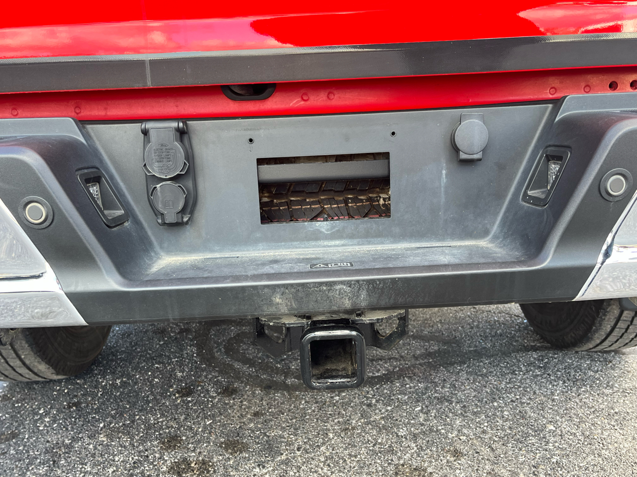 Ford F-150 Lariat SuperCab 6.5-ft. Bed 4WD 2022 Ford F-150 Lariat SuperCab 6.5-ft. Bed 4WD 2022